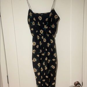 Floral jumpsuit size s